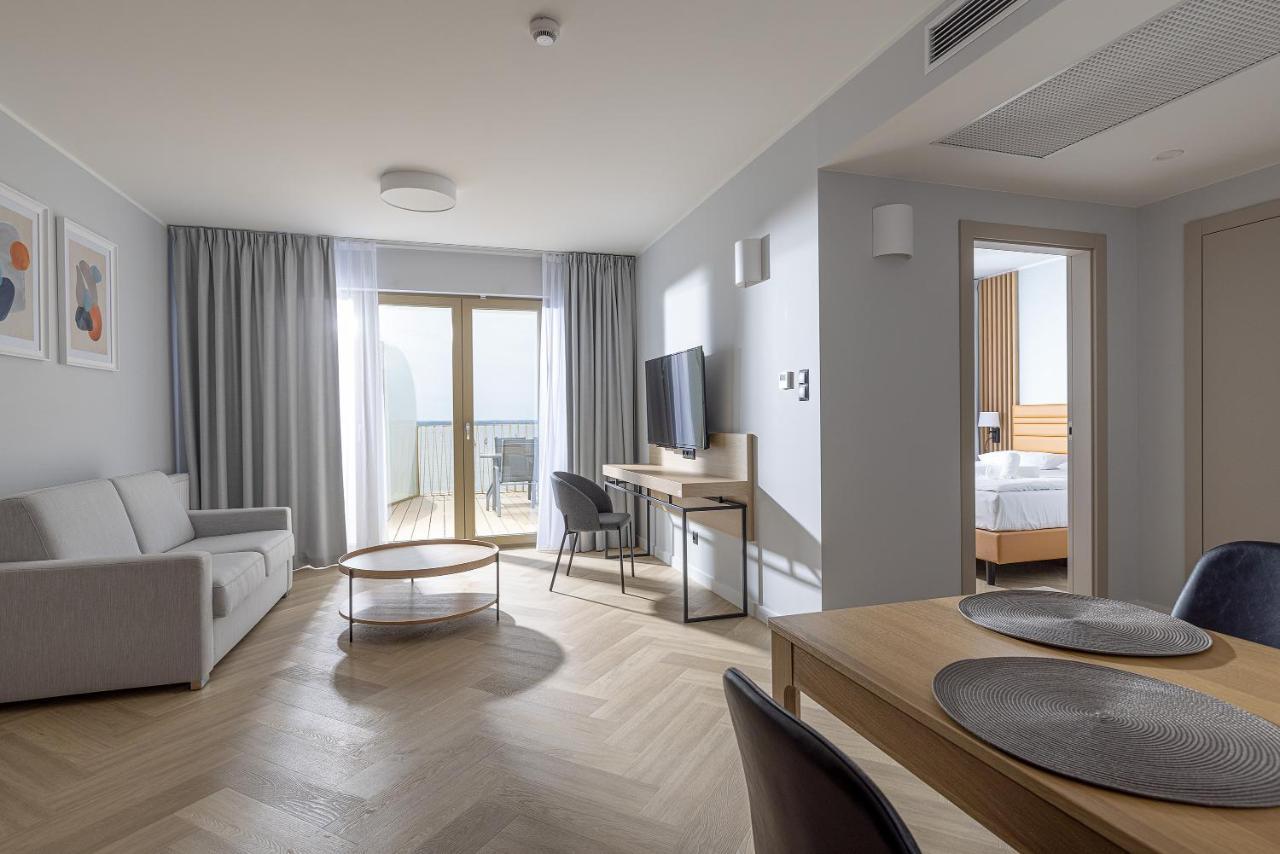 Hotel Meridian คาวูปือ ภายนอก รูปภาพ